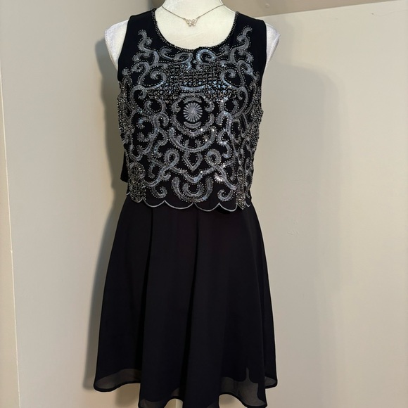 Francesca’s Beaded Cocktail Dress M - Picture 1 of 6